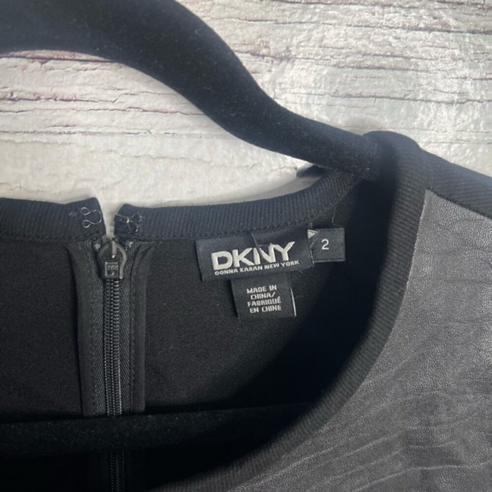 DKNY black dress tee shirt faux leather size 2 - Picture 4 of 9